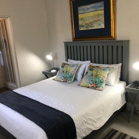Baylight Accomodation Room 2 Mossel Bay Luaran gambar